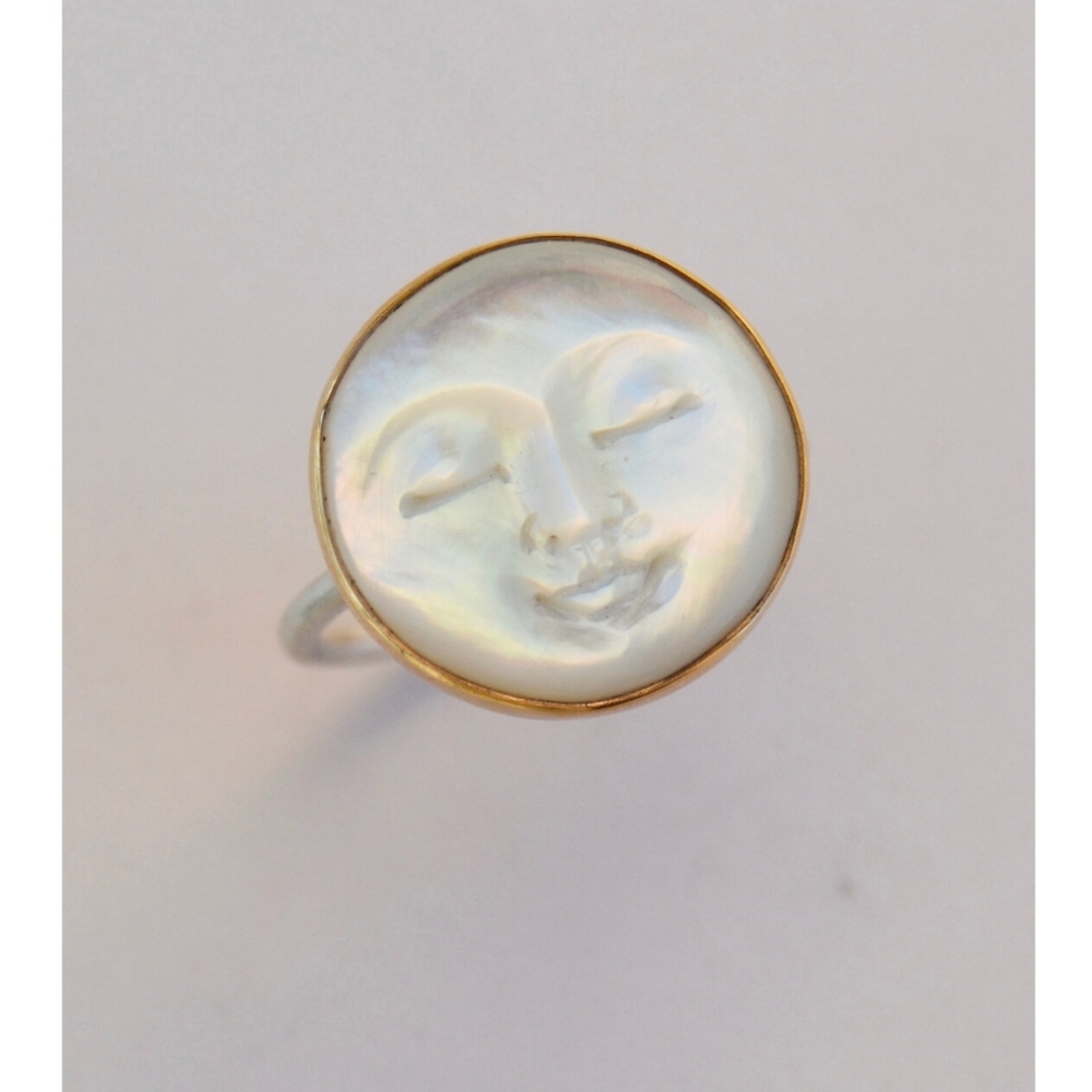 LUNARIAN RING | MOTHER OF PEARL | GOLD & SILVER